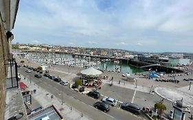 Le Quai 7 4e